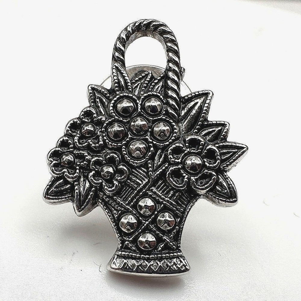 Vintage 80s Avon Silver Tone Floral Basket Brooch Pin Women's Fashion Jewelry
